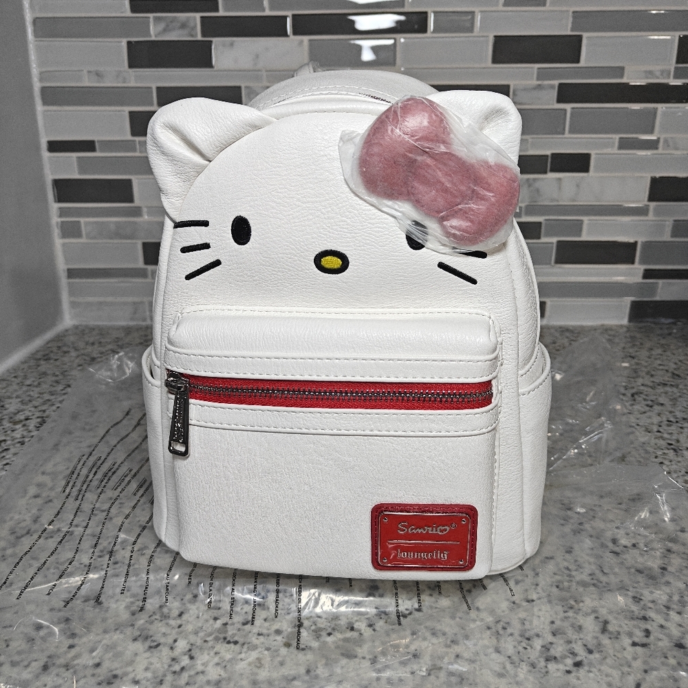 Hello Kitty x Loungefly Classic Face Mini Backpack